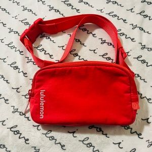 Lululemon mini belt bag